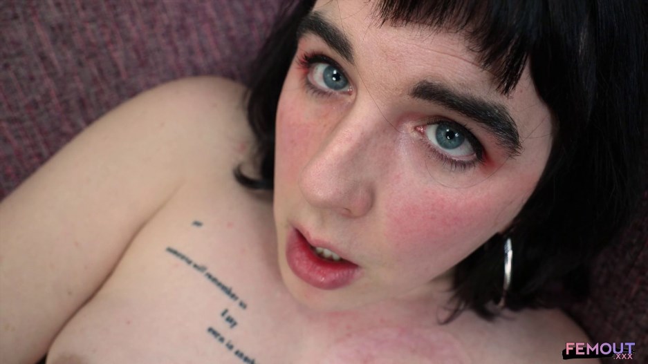 Eileen Crowe - Femout Newbie Eileen Crowe!